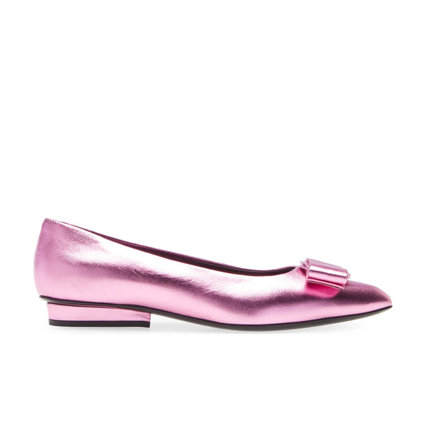 Salvatore Ferragamo Women's Viva Bow Metallic Pointed Toe Leather Flat in Pink