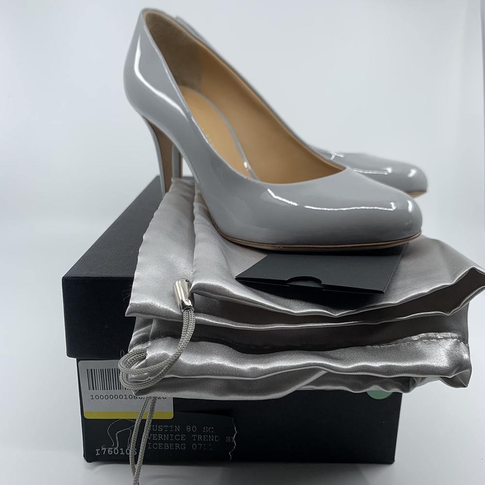Giuseppe Zanotti Women's Leather Round Toe Pump Grey - Year Zero LA