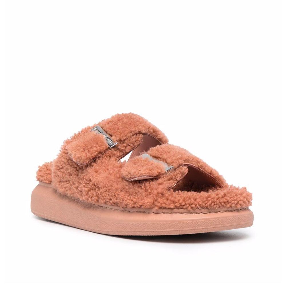 Alexander McQueen Sandalias de piel de oveja para mujer en rosa